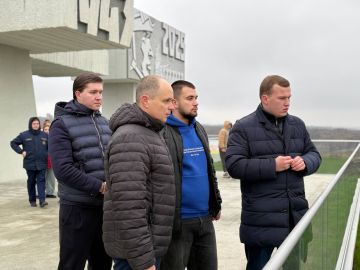Сергей Соловьев: Сегодня Мемориальный комплекс боевой славы на реке Миус посетила делегация из городов Краснодар и Луганск
