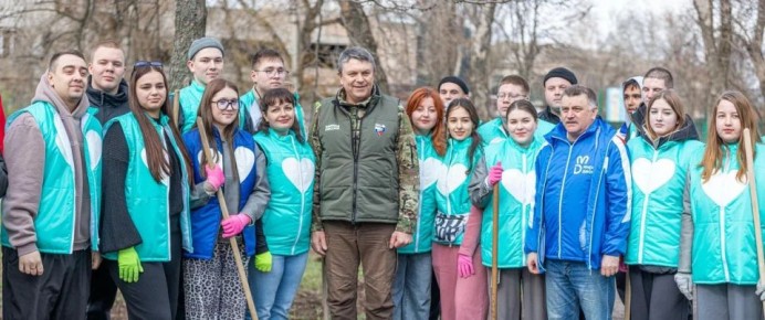 Леонид Пасечник: Уделяем особое внимание развитию добровольческого движения в нашей республике