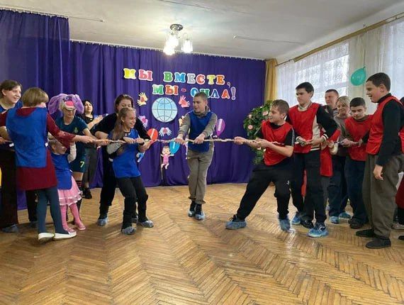 Праздник добра и единства: «Мы вместе, мы — сила!» состоялся в Антраците Праздник добра и единства: «Мы вместе, мы — сила!» состоялся в Антраците