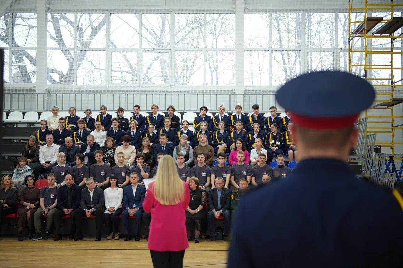 Молодёжь ЛНР внесет вклад в развитие российской промышленности Молодёжь ЛНР внесет вклад в развитие российской промышленности