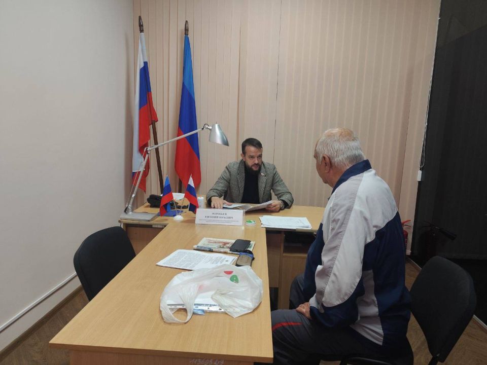 Продолжается декада приема граждан партии «Единая России» Продолжается декада приема граждан партии «Единая России»