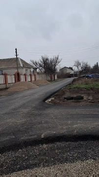 Луганский поселок Тельмана с новехоньким асфальтом