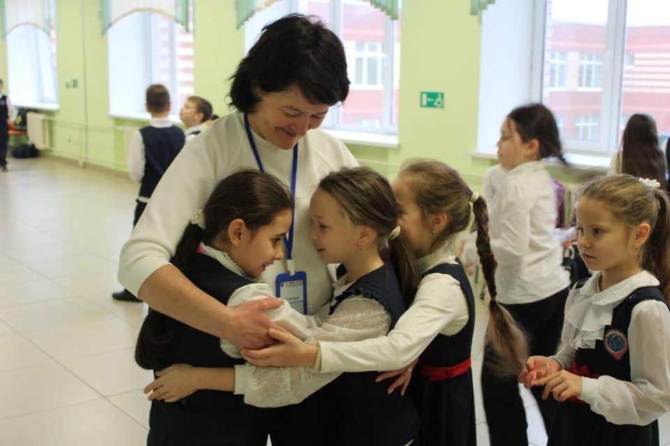 Управленческая команда сферы образования и педагоги города Северодонецка посетили образовательные учреждения в Прикамье Управленческая команда сферы образования и педагоги города Северодонецка посетили образовательные учреждения в Прикамье