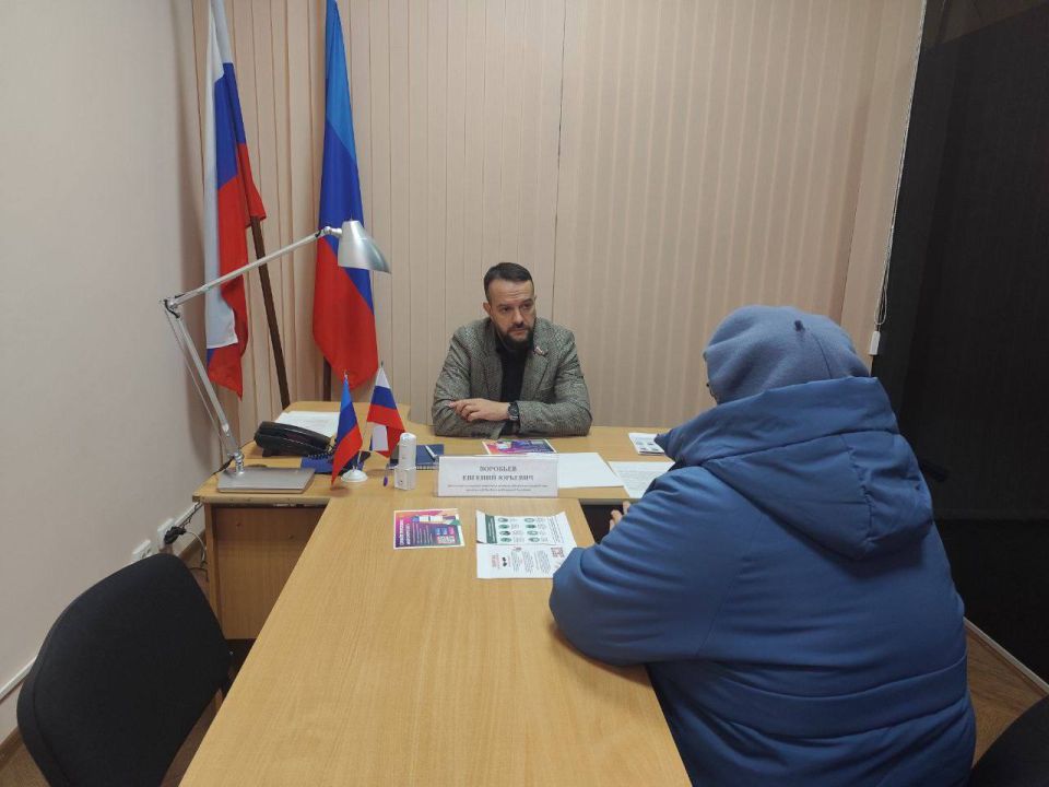 Продолжается декада приема граждан партии «Единая России» Продолжается декада приема граждан партии «Единая России»