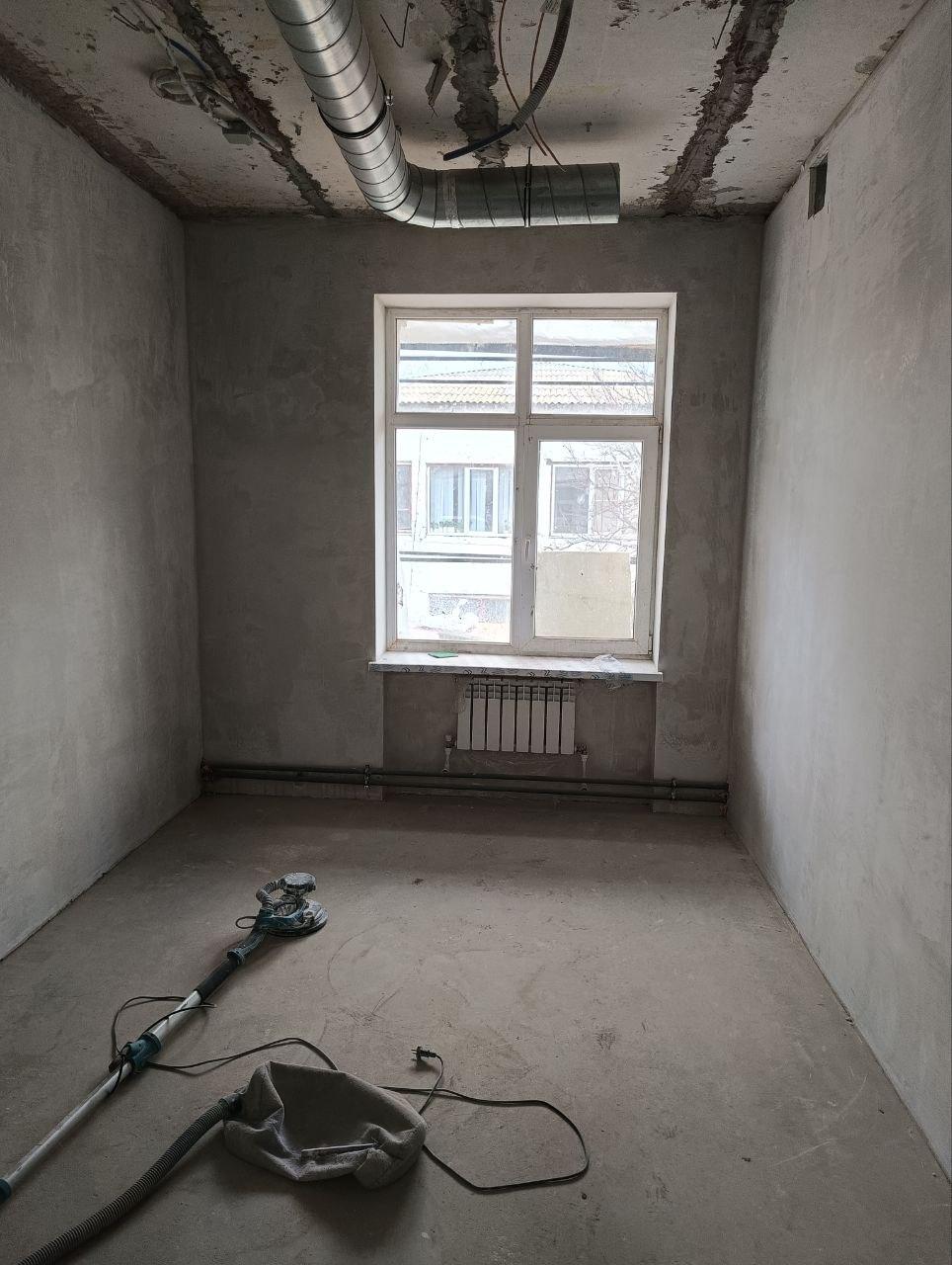 В здании Администрации Беловодского МО при участии региона-шефа начали подготовку площадки под пожарную лестницу