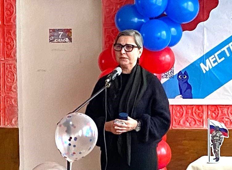 Марина Филиппова: В Дмитровской школе открыта «Парта Героя»: память и вдохновение для новых поколений Марина Филиппова: В Дмитровской школе открыта «Парта Героя»: память и вдохновение для новых поколений