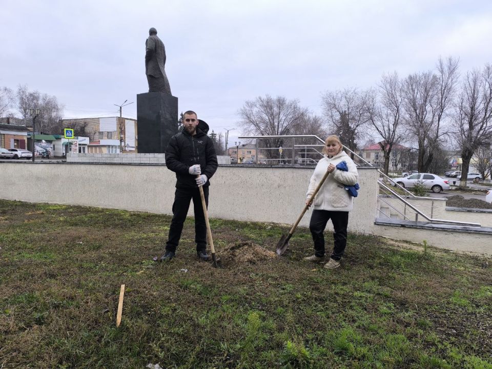 Сегодня отмечается День добровольца, символизирующий ценности гуманизма, гражданской ответственности и стремления к добру Сегодня отмечается День добровольца, символизирующий ценности гуманизма, гражданской ответственности и стремления к добру