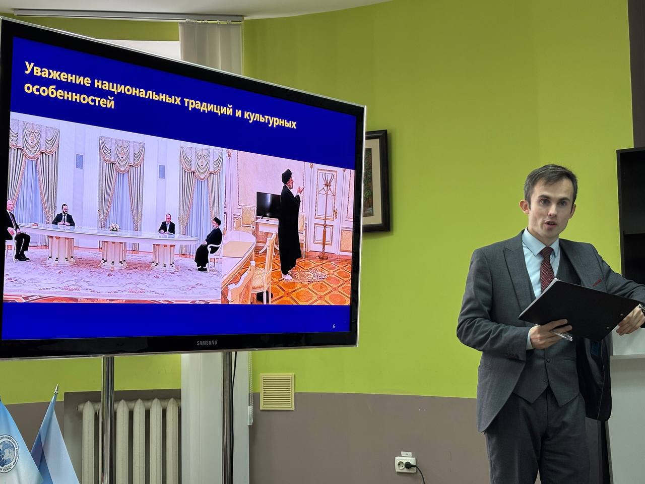 В Клубе общественной дипломатии «Дружба народов» ЛГПУ состоялась лекция на тему: «Дипломатический протокол и этикет» В Клубе общественной дипломатии «Дружба народов» ЛГПУ состоялась лекция на тему: «Дипломатический протокол и этикет»