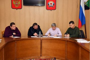 Состоялось заседание комиссии по бюджетной, финансовой, налоговой и имущественной политике Совета депутатов