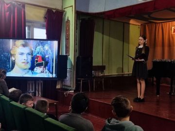 Молодогвардейская детская школа искусств присоединилась ко Всероссийской акции "Мир сказок"