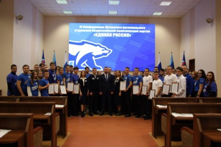 Их ежедневный подвиг – не в громких словах: Волонтёры ЛНР рассказали о своей работе и помощи жителям