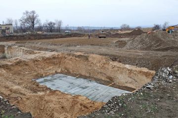 Специалисты готовят площадку для строительства очистных сооружений