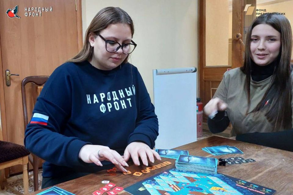 Играем в имаджинариум!. Молодёжка НФ встретилась для обязательного командообразования Ход игры: Играем в имаджинариум!. Молодёжка НФ встретилась для обязательного командообразования Ход игры: