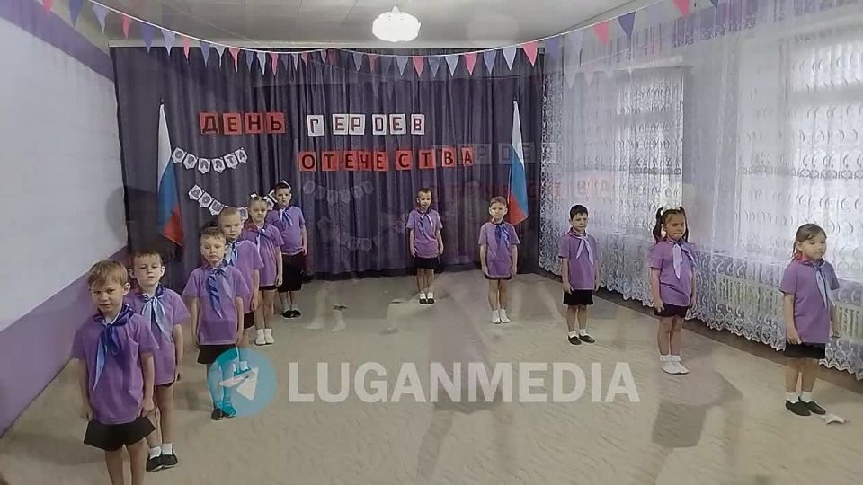        -  24            -,  -...