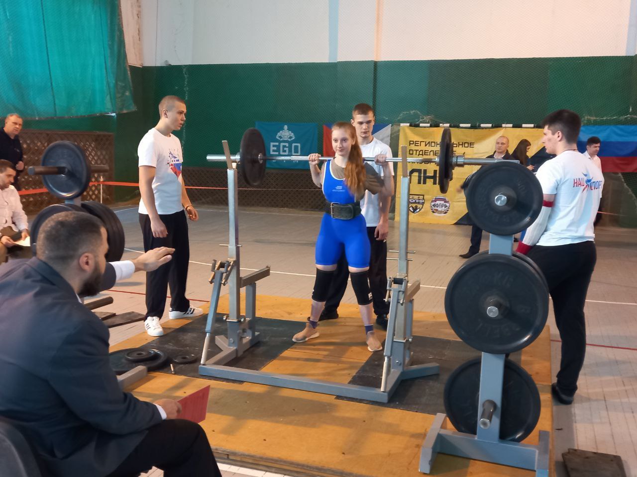 Сегодня в спортивном комплексе Юбилейный стартовал Республиканский турнир по пауэрлифтингу "Кубок Донбасса" (спортивная дисциплина "троеборье классическое") Сегодня в спортивном комплексе Юбилейный стартовал Республиканский турнир по пауэрлифтингу "Кубок Донбасса" (спортивная дисциплина "троеборье классическое")