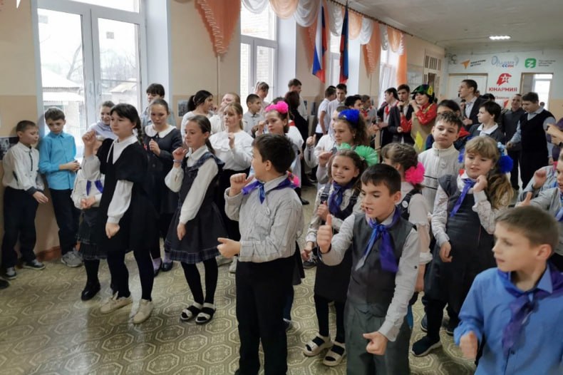 Движение Первых дарит праздник детям соцкатегорий! Движение Первых дарит праздник детям соцкатегорий!