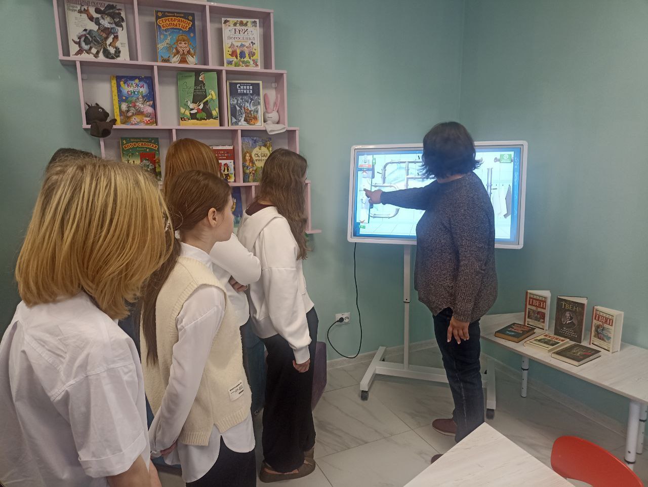 Знакомство с Интерактивным комплексом "Колибри" Знакомство с Интерактивным комплексом "Колибри"