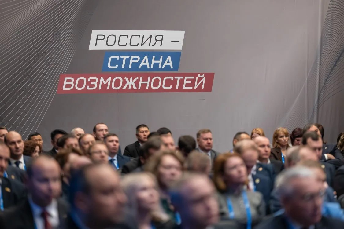 Глава ЛНР Леонид Пасечник вошел в состав Высшего Совета ВАРМСУ Глава ЛНР Леонид Пасечник вошел в состав Высшего Совета ВАРМСУ