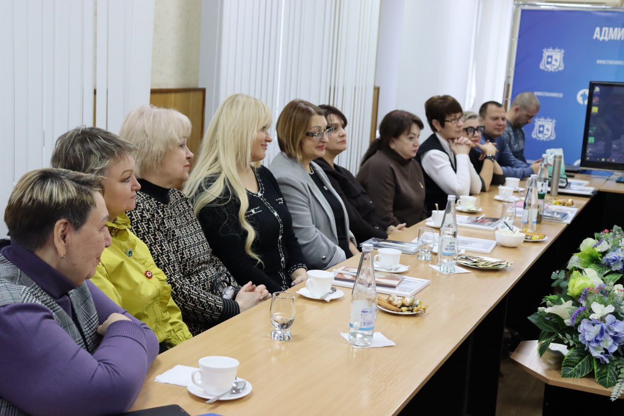 Наталия Жулинская: Начинаем неделю с самого главного — с людей, чьи сердца открыты для других Наталия Жулинская: Начинаем неделю с самого главного — с людей, чьи сердца открыты для других