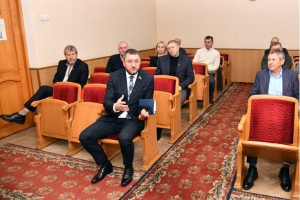 Работу на опережение и консолидированные решения продемонстрировала фракция единороссов