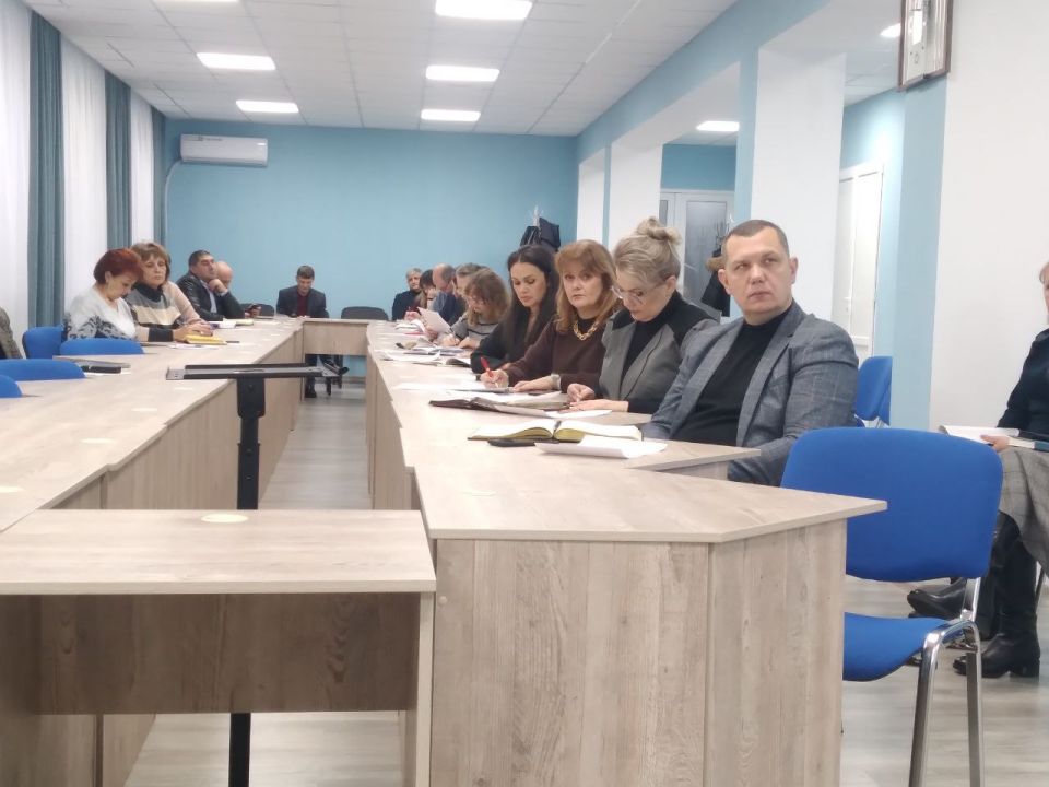 8 декабря в зале заседаний Администрации городского округа города Брянки, в рамках плана мероприятий Совета городского округа города Брянки, приуроченных к Международному дню борьбы с коррупцией, состоялся правовой час... 8 декабря в зале заседаний Администрации городского округа города Брянки, в рамках плана мероприятий Совета городского округа города Брянки, приуроченных к Международному дню борьбы с коррупцией, состоялся правовой час...