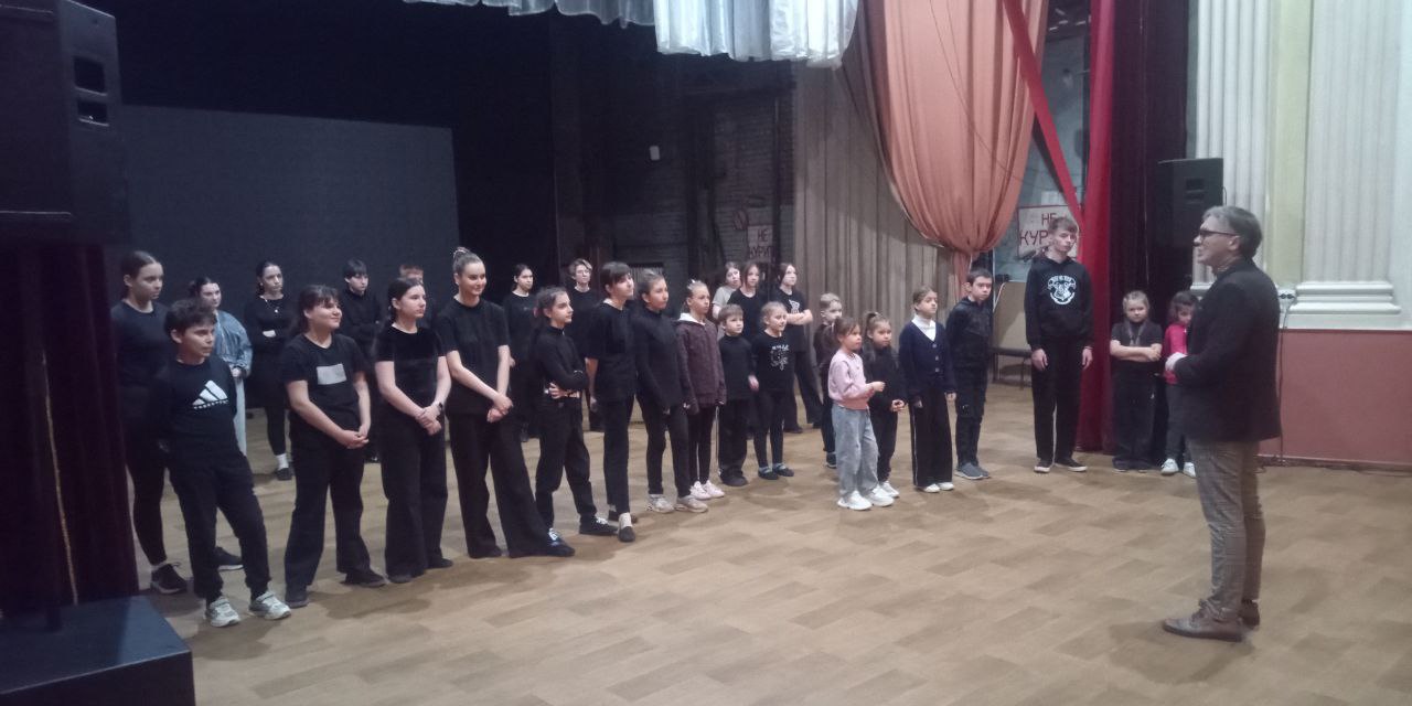 Театральный коллектив ДШИ №5 снова стал участником всероссийского проекта «Объединяя театром»