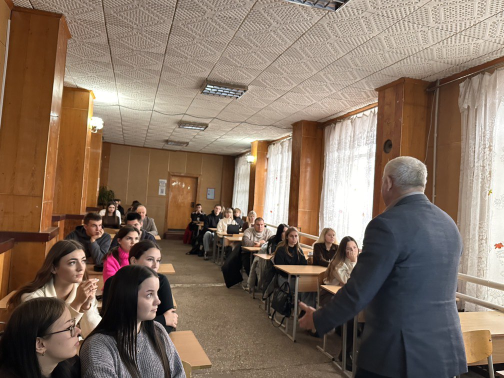 8 декабря на базе Краснодонского факультета инженерии и менеджмента филиала Луганского государственного университета им. Владимира Даля состоялось важное мероприятие — открытый диалог в рамках Всероссийской программы... 8 декабря на базе Краснодонского факультета инженерии и менеджмента филиала Луганского государственного университета им. Владимира Даля состоялось важное мероприятие — открытый диалог в рамках Всероссийской программы...