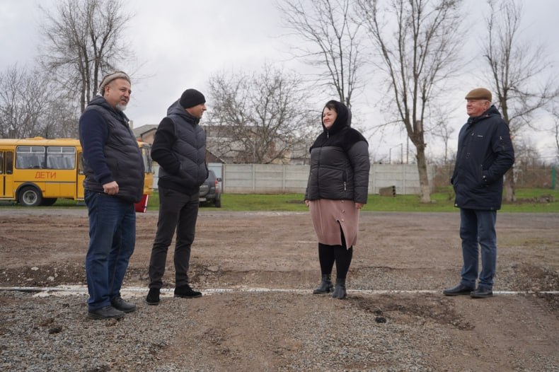 ВрИП Главы округа Игорь Ковальчук с представителем Хакасии проинспектировали ход работ в Володарской СШ ВрИП Главы округа Игорь Ковальчук с представителем Хакасии проинспектировали ход работ в Володарской СШ