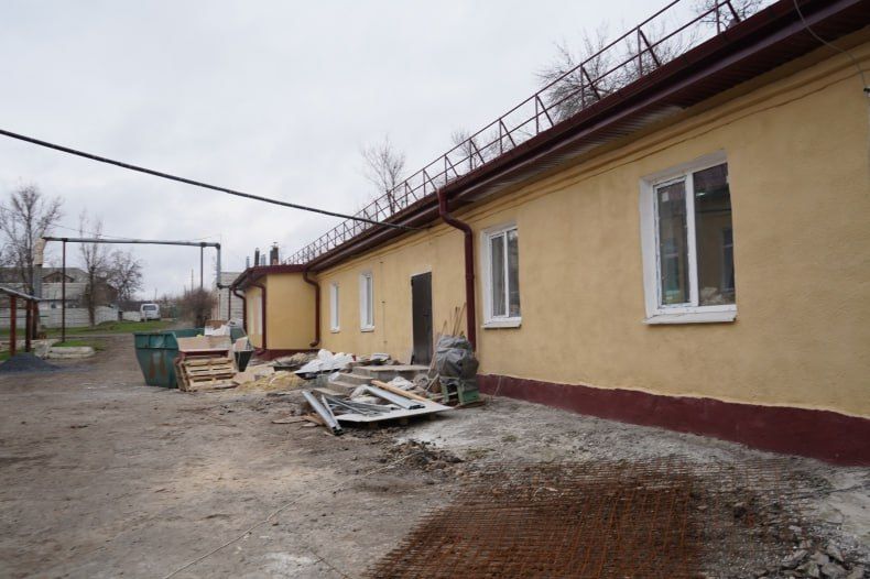 ВрИП Главы округа Игорь Ковальчук с представителем Хакасии проинспектировали ход работ в Володарской СШ ВрИП Главы округа Игорь Ковальчук с представителем Хакасии проинспектировали ход работ в Володарской СШ