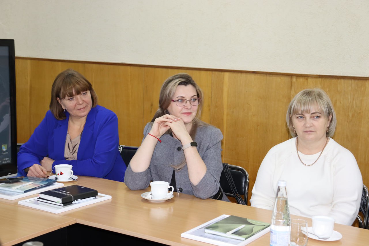 Наталия Жулинская: Начинаем неделю с самого главного — с людей, чьи сердца открыты для других Наталия Жулинская: Начинаем неделю с самого главного — с людей, чьи сердца открыты для других