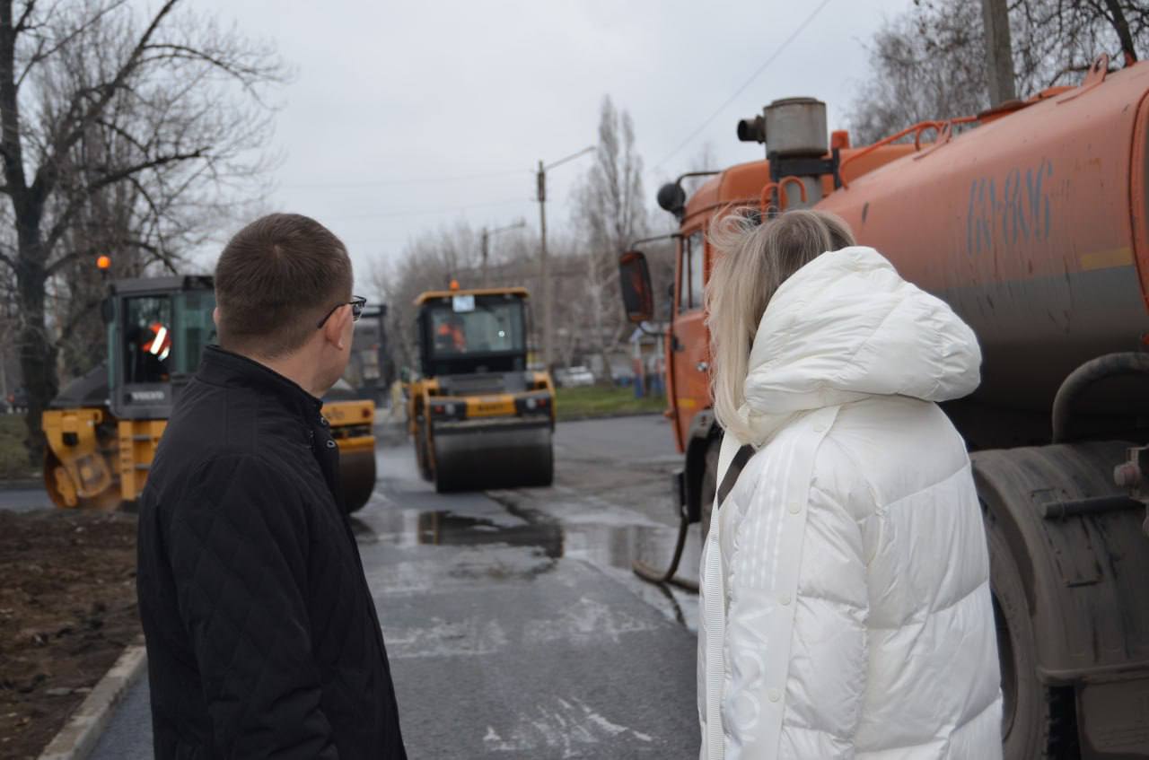 «Безопасные дороги»: В Брянке завершили запланированный на 2025 год ремонт дорог «Безопасные дороги»: В Брянке завершили запланированный на 2025 год ремонт дорог