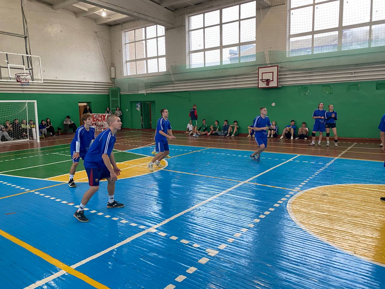 В Старобельском округе прошли соревнования в рамках Кубка открытия сезона по волейболу! В Старобельском округе прошли соревнования в рамках Кубка открытия сезона по волейболу!