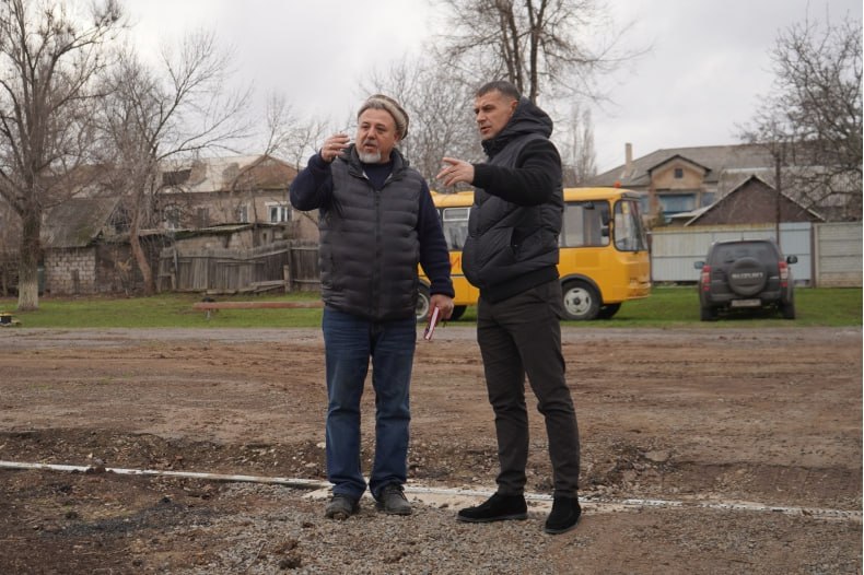 ВрИП Главы округа Игорь Ковальчук с представителем Хакасии проинспектировали ход работ в Володарской СШ ВрИП Главы округа Игорь Ковальчук с представителем Хакасии проинспектировали ход работ в Володарской СШ