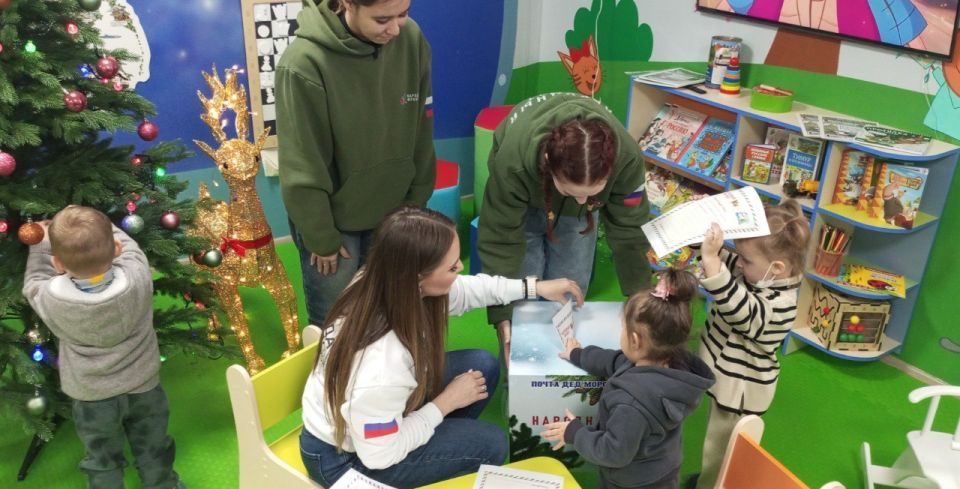Новая детская игровая комната открыта в поликлинике Алчевска Новая детская игровая комната открыта в поликлинике Алчевска