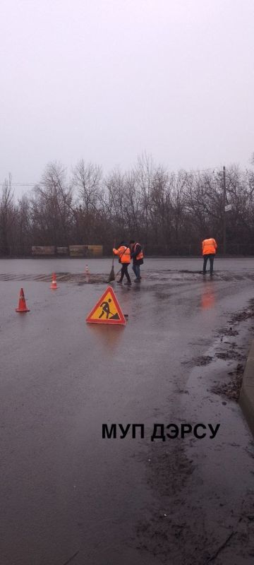 За период с 1 по 5 декабря работниками МУП "ДЭРСУ" были выполнены следующие работы: За период с 1 по 5 декабря работниками МУП "ДЭРСУ" были выполнены следующие работы: