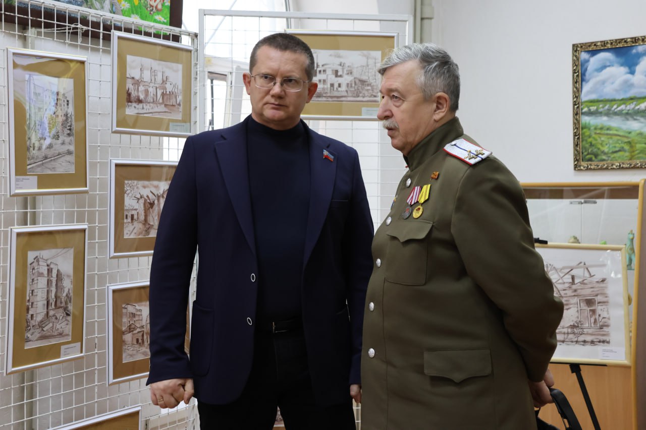 «Луганская фуга»: в Центре народного творчества открылась персональная выставка «Луганская фуга»: в Центре народного творчества открылась персональная выставка