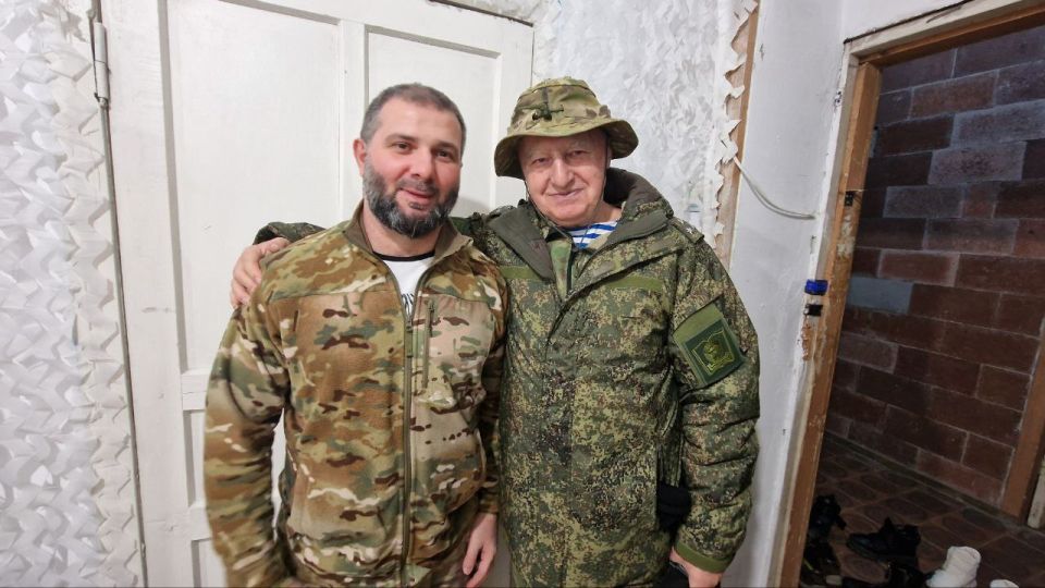 Иногда, в самые непростые времена случаются вещи, которые наполняют сердце надеждой и силой Иногда, в самые непростые времена случаются вещи, которые наполняют сердце надеждой и силой