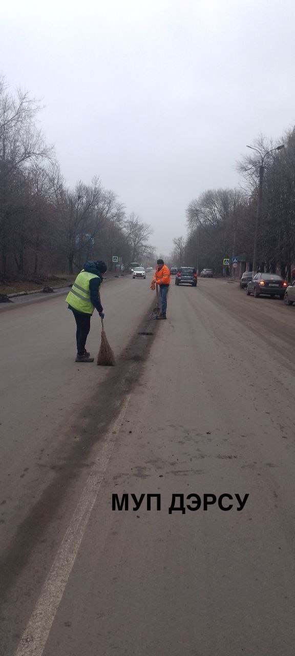 За период с 1 по 5 декабря работниками МУП "ДЭРСУ" были выполнены следующие работы: За период с 1 по 5 декабря работниками МУП "ДЭРСУ" были выполнены следующие работы:
