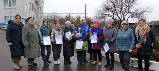 Светлана Гизай: #ДОБРОРАДУЕТ. По всей стране отметили день Добровольца(Волонтера).Ценность волонтерства неоспорима: это добровольное служение обществу, готовность отдать свое время и силы ради доброго дела