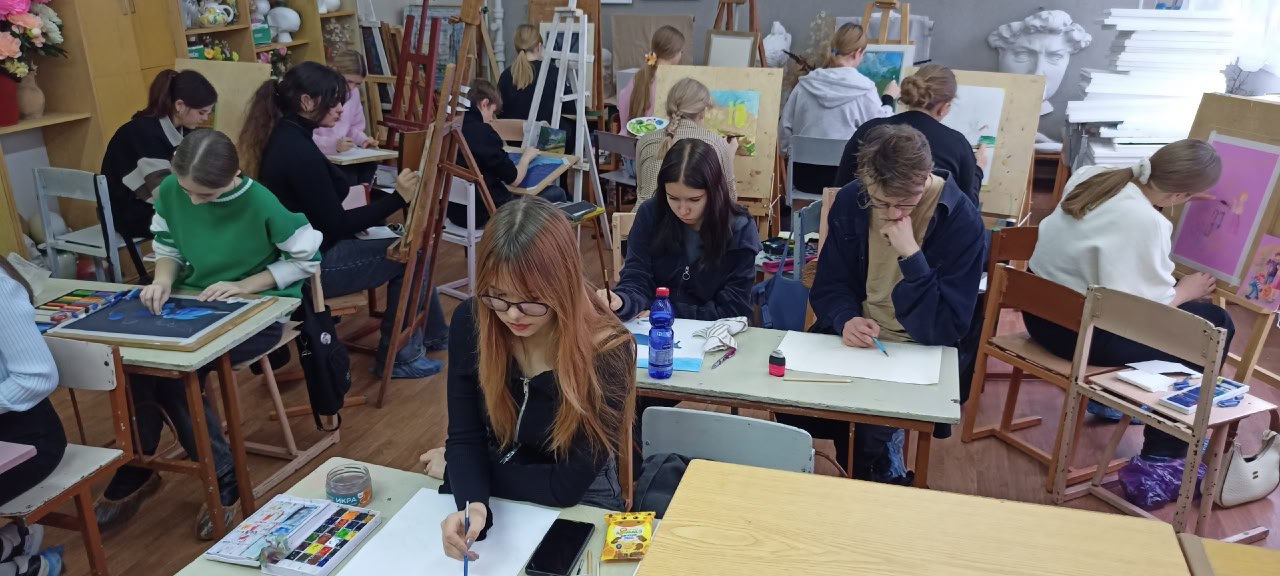 В Красном Луче состоялась I Открытая олимпиада по изобразительному искусству «Люблю тебя, земля моя» В Красном Луче состоялась I Открытая олимпиада по изобразительному искусству «Люблю тебя, земля моя»