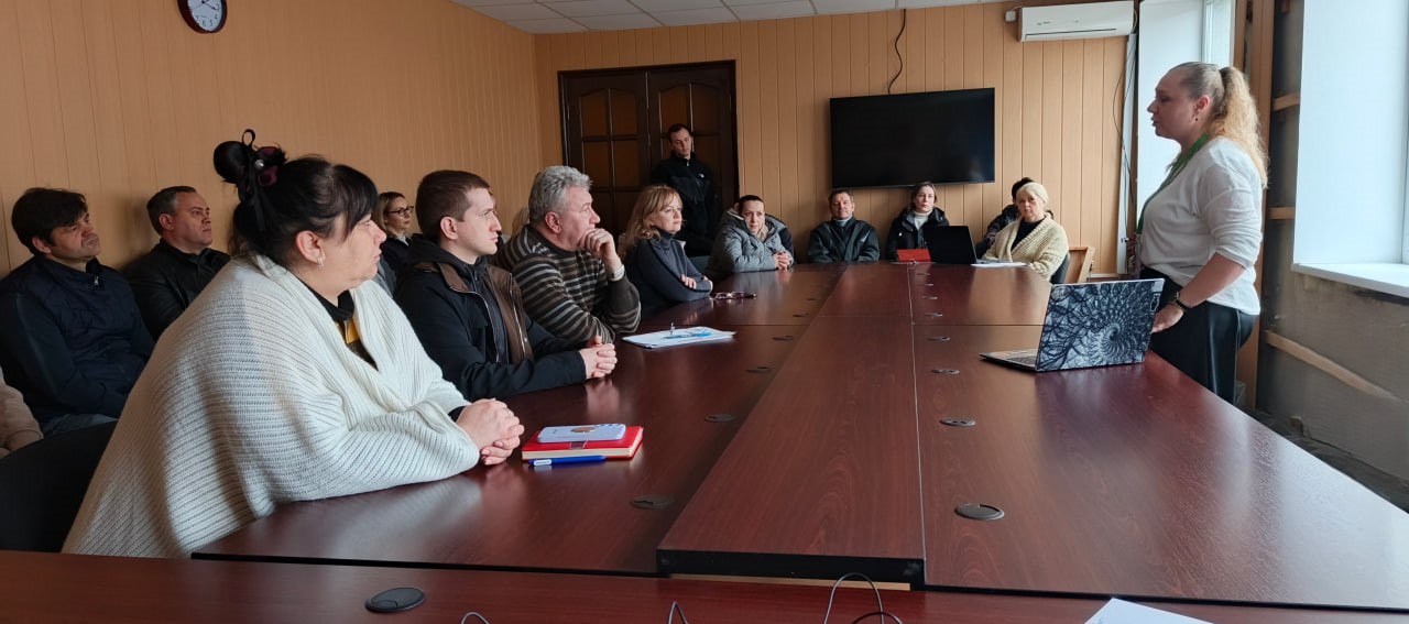 В Рубежном прошла интересная лекция от Российского общества «Знание» — «Информационная война против России: как фальсифицировали историю России» В Рубежном прошла интересная лекция от Российского общества «Знание» — «Информационная война против России: как фальсифицировали историю России»