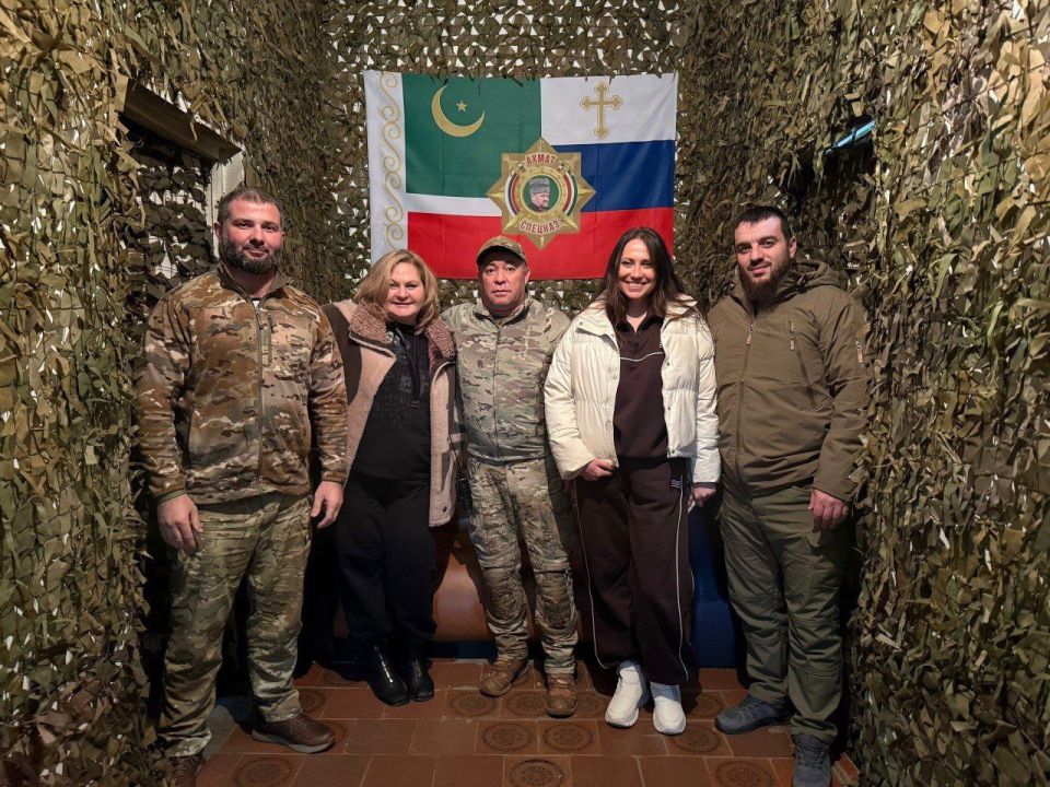 Иногда, в самые непростые времена случаются вещи, которые наполняют сердце надеждой и силой Иногда, в самые непростые времена случаются вещи, которые наполняют сердце надеждой и силой