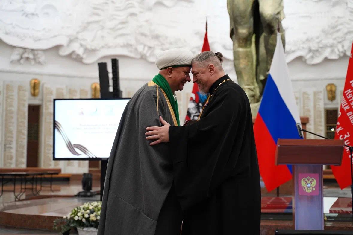 Дарья Лантратова: Молитва - крепкая броня, только с ней выигрывают войны Дарья Лантратова: Молитва - крепкая броня, только с ней выигрывают войны