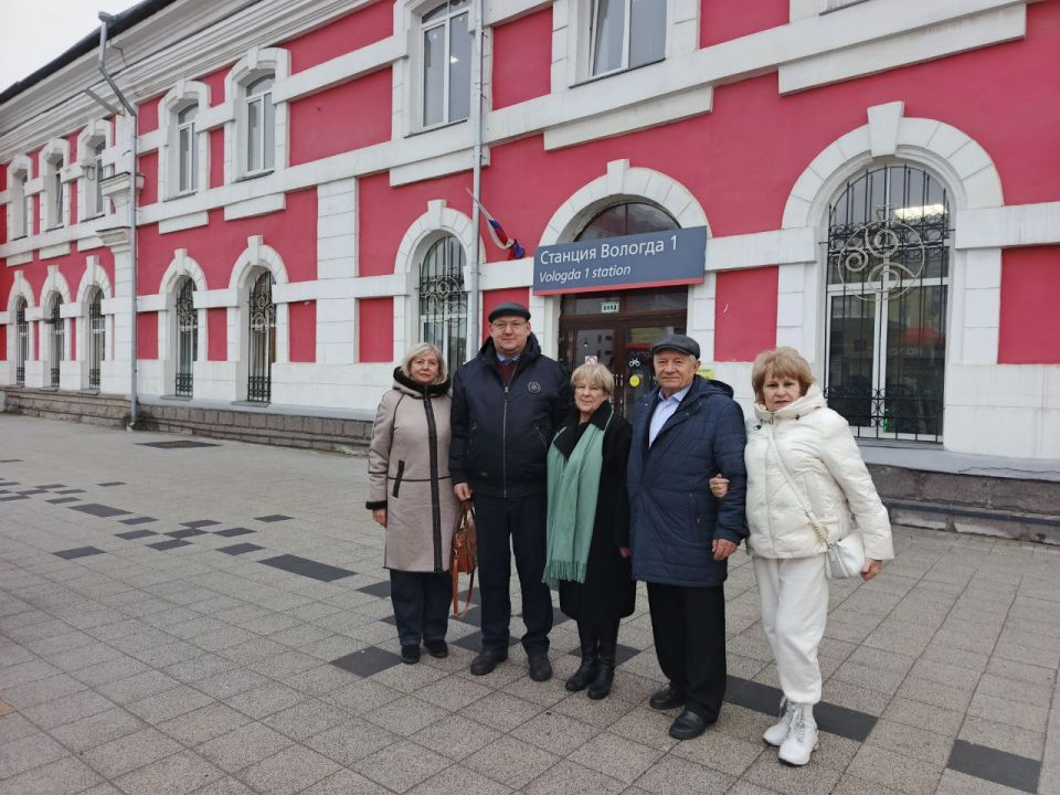 Заместитель председателя Совета Олег Радченко в составе делегации города Алчевска с рабочим визитом посетил Вологду Заместитель председателя Совета Олег Радченко в составе делегации города Алчевска с рабочим визитом посетил Вологду