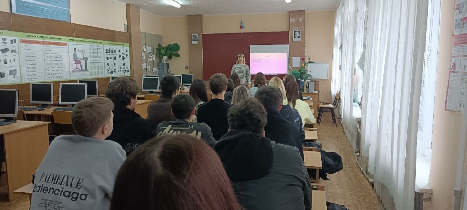 В Ровеньках проведено информационно-просветительское мероприятие «Проступки. Правонарушения. Преступление. Ответственность» В Ровеньках проведено информационно-просветительское мероприятие «Проступки. Правонарушения. Преступление. Ответственность»