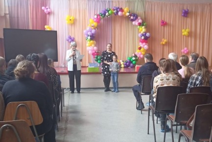 В Красном Луче состоялась I Открытая олимпиада по изобразительному искусству «Люблю тебя, земля моя»