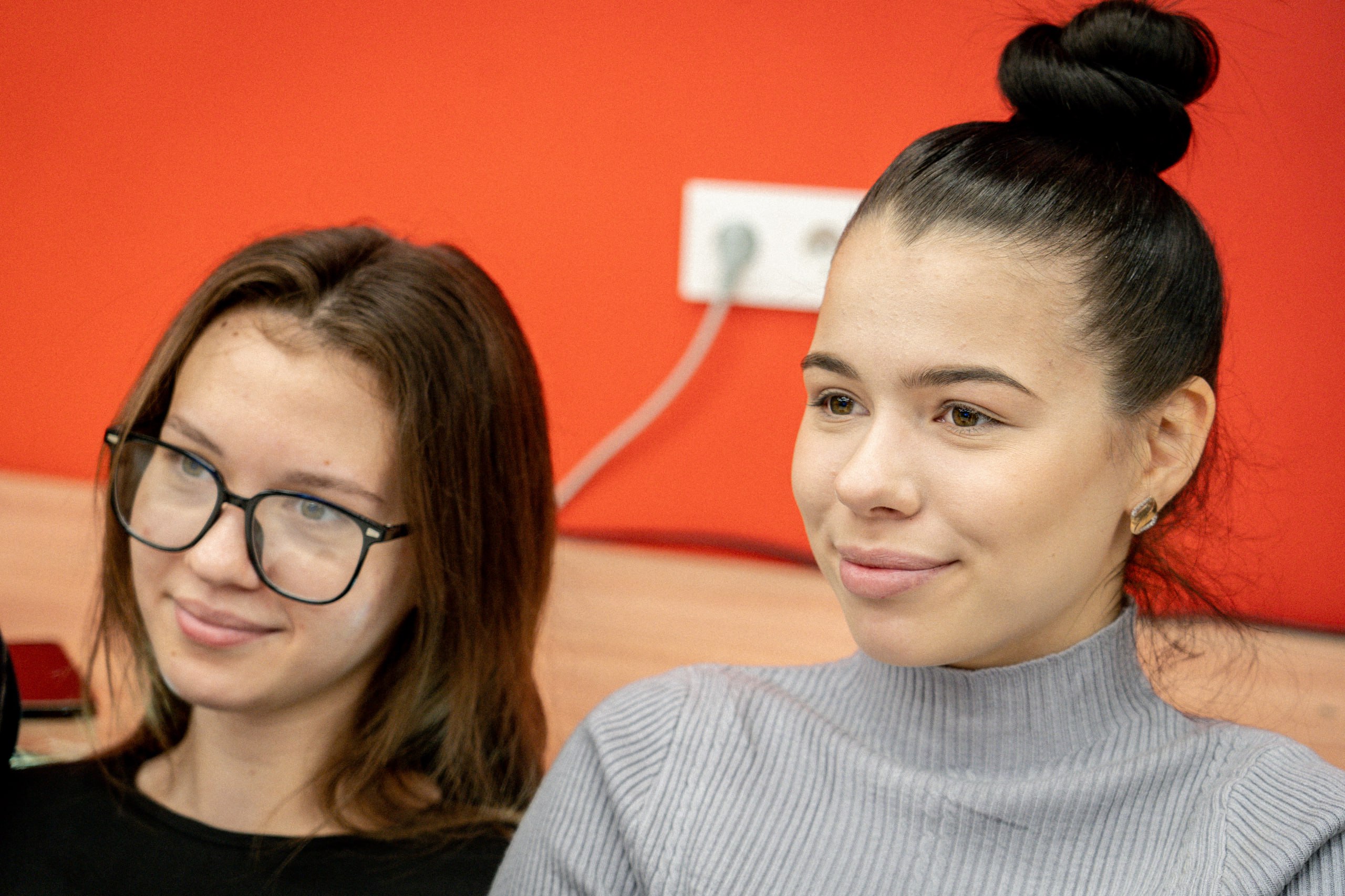 Представители команды RUTUBE презентовали молодежи ЛНР проект «Академия блогеров» Представители команды RUTUBE презентовали молодежи ЛНР проект «Академия блогеров»