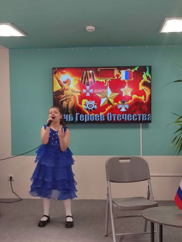 Сердца юных талантов Новоайдарской школы искусств – Героям Отечества! Сердца юных талантов Новоайдарской школы искусств – Героям Отечества!