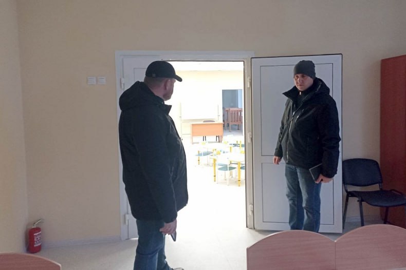 Замминистра строительства и ЖКХ Красноярского края посетил Бирюковскую СШ, на базе которой планируется создание УВК Замминистра строительства и ЖКХ Красноярского края посетил Бирюковскую СШ, на базе которой планируется создание УВК