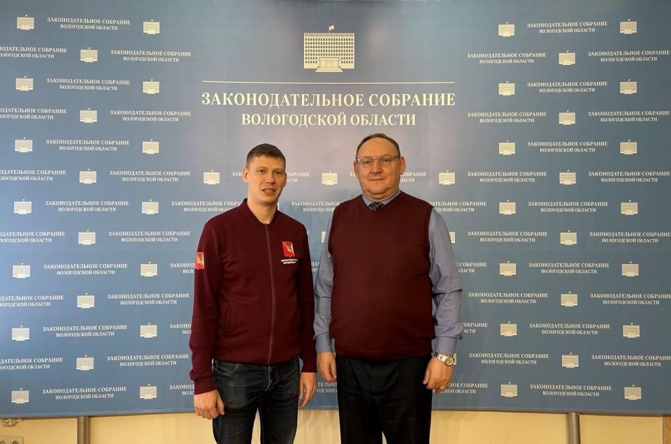 Заместитель председателя Совета Олег Радченко в составе делегации города Алчевска с рабочим визитом посетил Вологду Заместитель председателя Совета Олег Радченко в составе делегации города Алчевска с рабочим визитом посетил Вологду